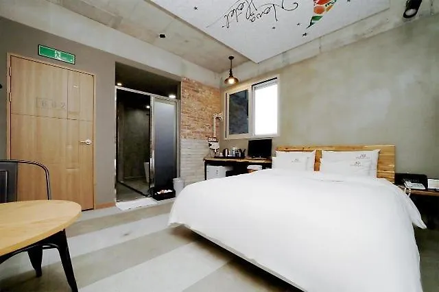 Ulsan Jinjang-Dong Nova Motel