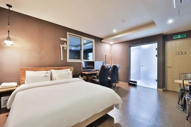 Ulsan Jinjang-Dong Nova Motel